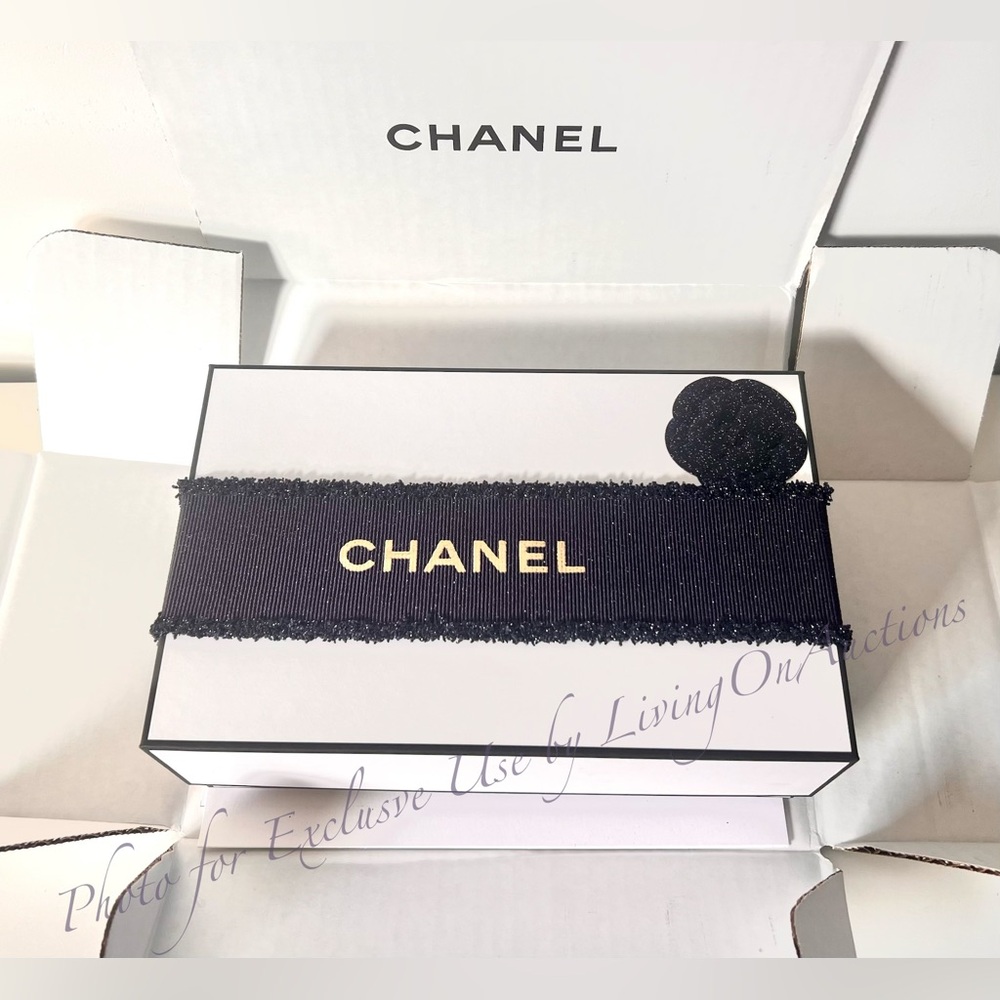 Chanel Holiday 2025 Camellia Flower Charm Ornament Gift Box Card Receipt Ribbon - Picture 5 of 10